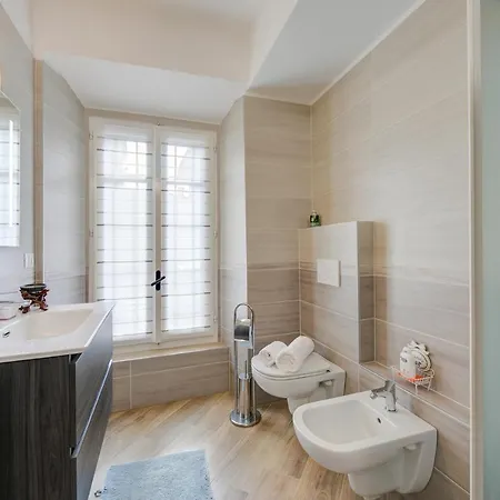Daire Casa Cristina 150m From - Happy